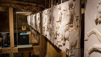 Series of sculptures of the ancient Greek era